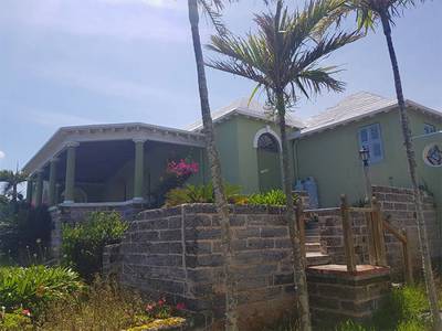 House · For sale · 3 bedrooms