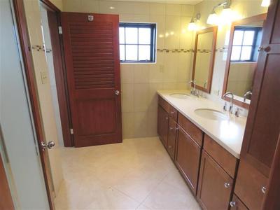 House · For sale · 5 bedrooms