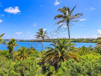 Commercial · For sale