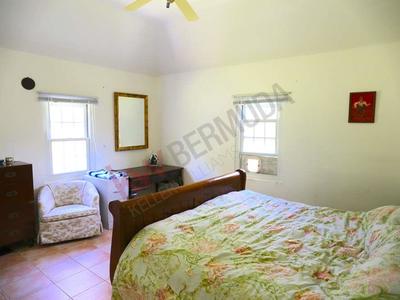 House · For sale · 2 bedrooms