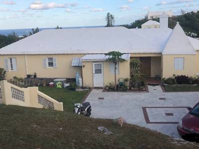 House · For sale · 3 bedrooms