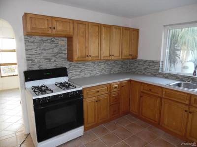 House · For sale · 3 bedrooms