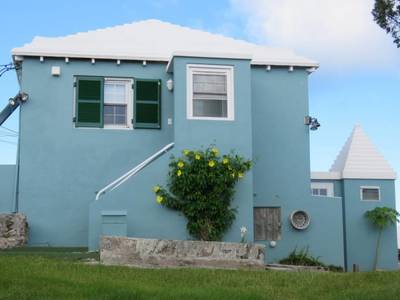 House · For sale · 1 bedroom