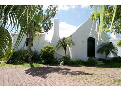 House · For sale · 3 bedrooms