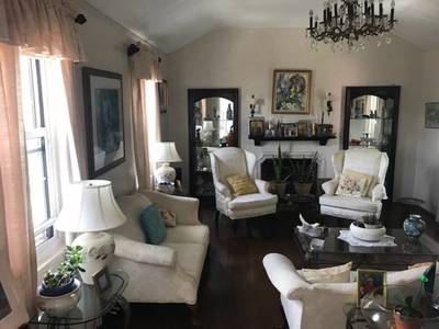 House · For sale · 3 bedrooms