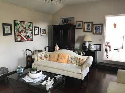 House · For sale · 3 bedrooms