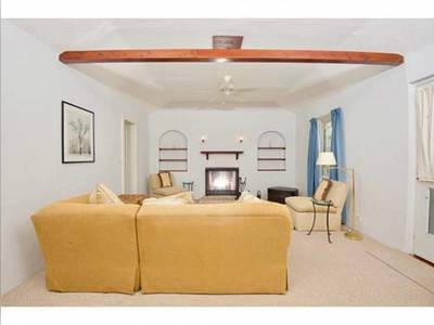 House · For sale · 1 bedroom