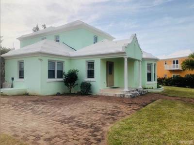 House · For sale · 3 bedrooms