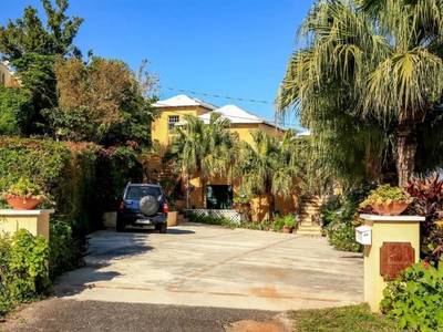 House · For sale · 2 bedrooms