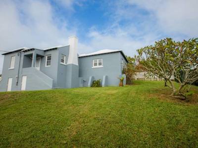 House · For sale · 3 bedrooms