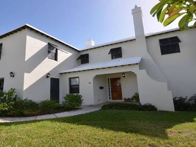 House · For sale · 4 bedrooms