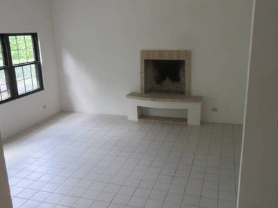 House · For sale · 4 bedrooms