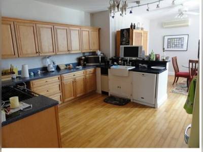 House · For sale · 4 bedrooms