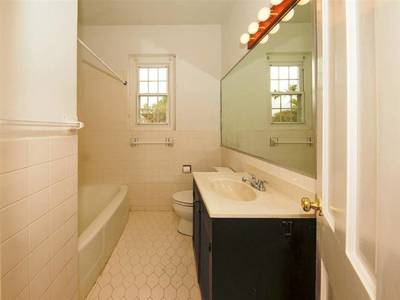 House · For sale · 3 bedrooms