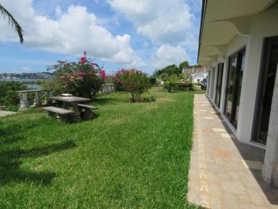 House · For sale · 2 bedrooms