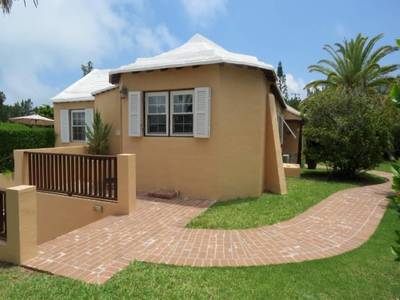 House · For sale · 3 bedrooms