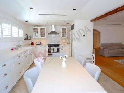 Apartment · For sale · 3 bedrooms