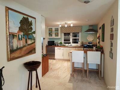 House · For sale · 4 bedrooms