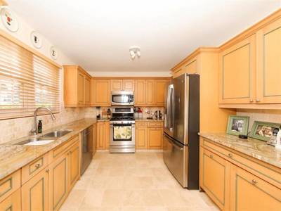 House · For sale · 3 bedrooms