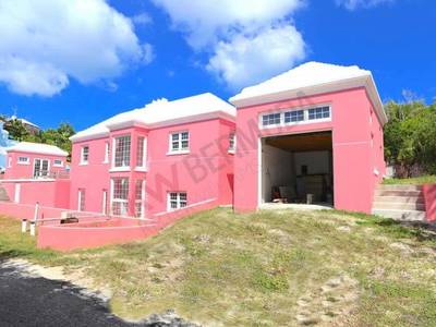 House · For sale · 5 bedrooms