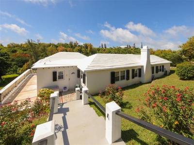 House · For sale · 3 bedrooms