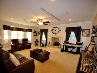 House · For sale · 3 bedrooms