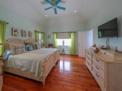 House · For sale · 3 bedrooms