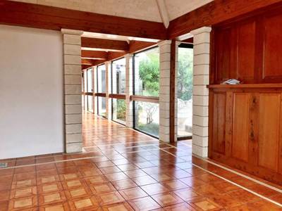 House · For sale · 3 bedrooms