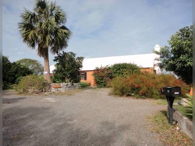 House · For sale · 3 bedrooms