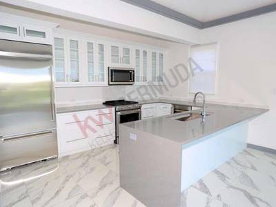 House · For sale · 3 bedrooms