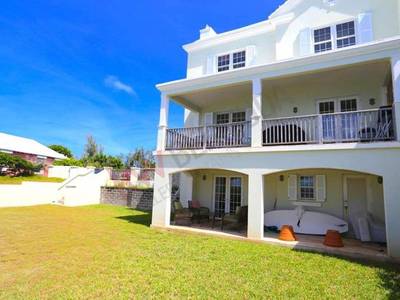 House · For sale · 3 bedrooms