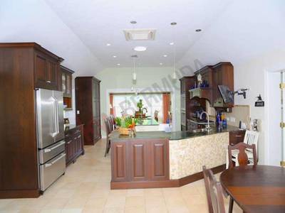 House · For sale · 4 bedrooms