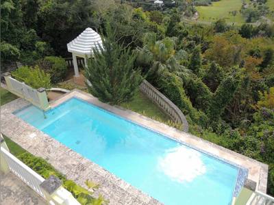 House · For sale · 4 bedrooms